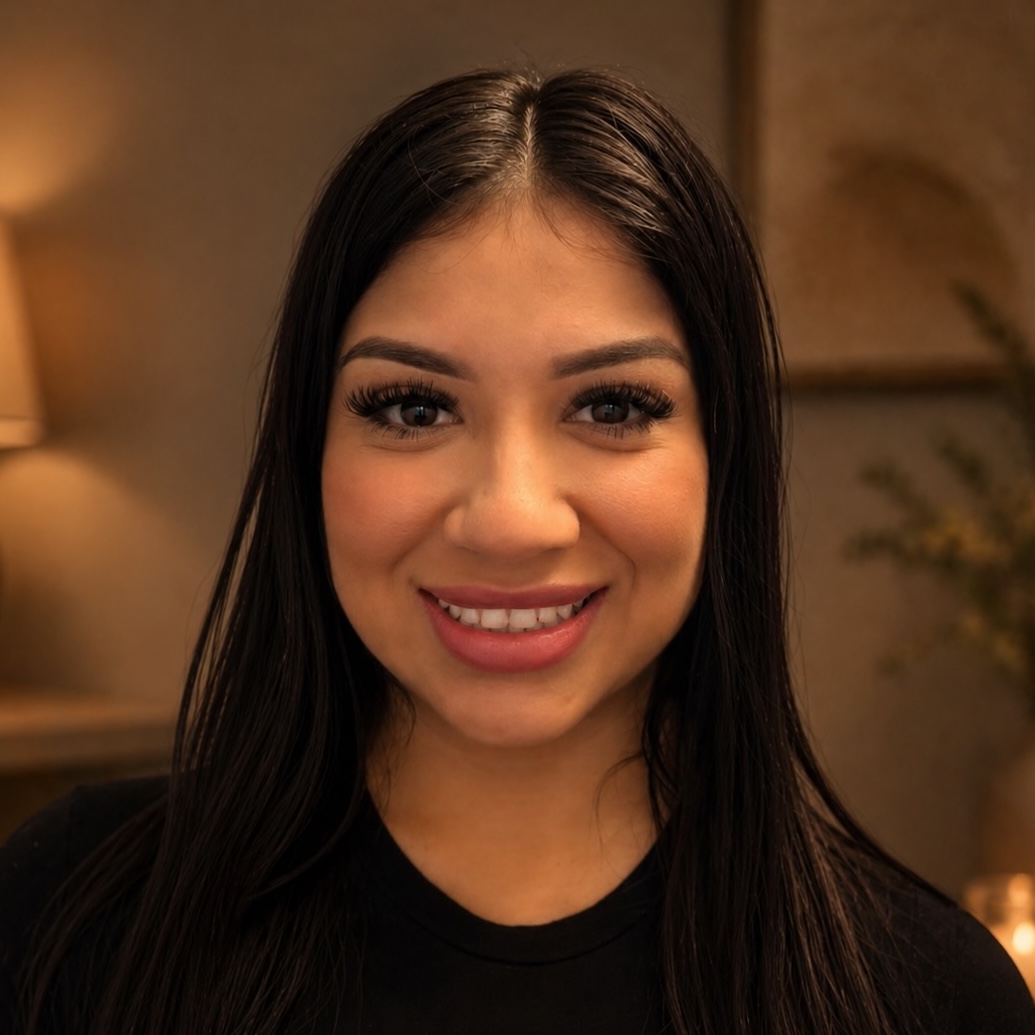 Lorena Hernandez, postpartum doula